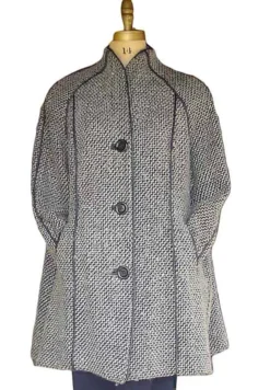 Petite Plus #250 Swing Coat Sewing Pattern -VOGUE FABRICS STORE PPl 250 alt2